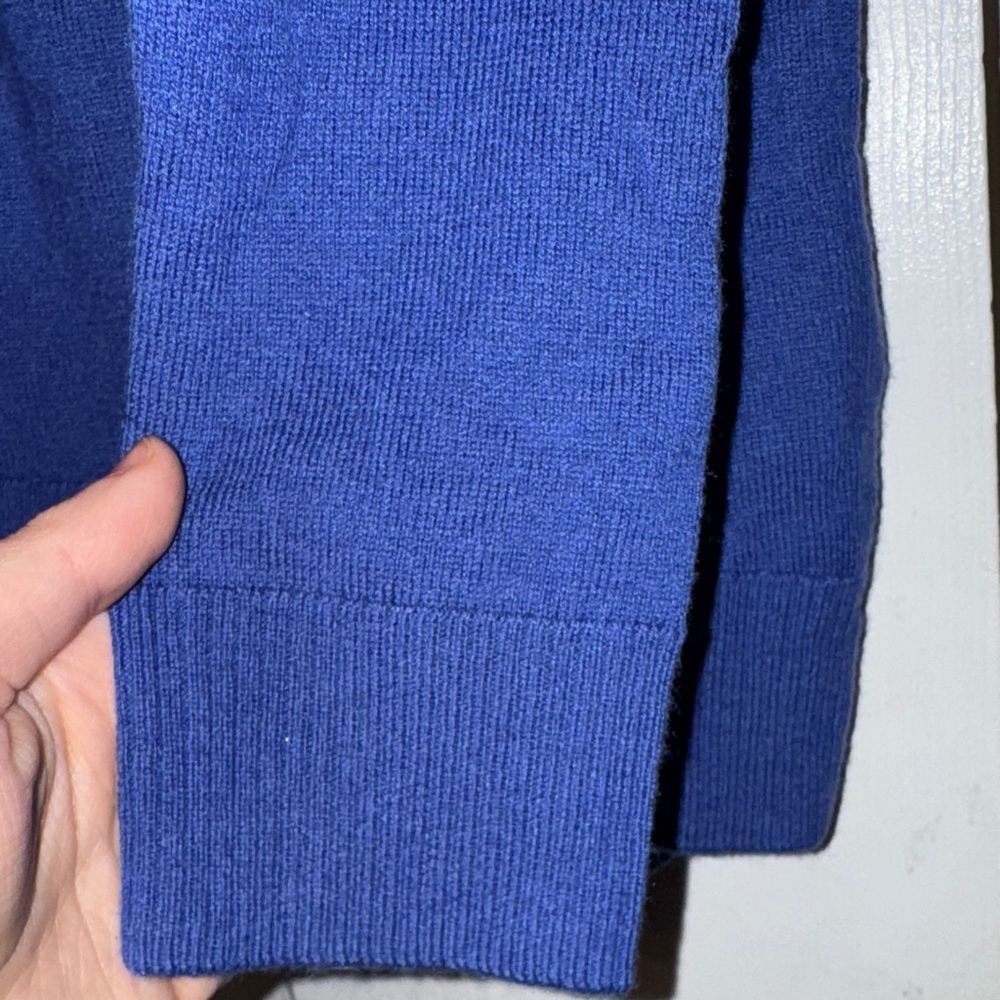 GAP Women's Deep Blue Cardigan Sweater - Picture 6 of 8